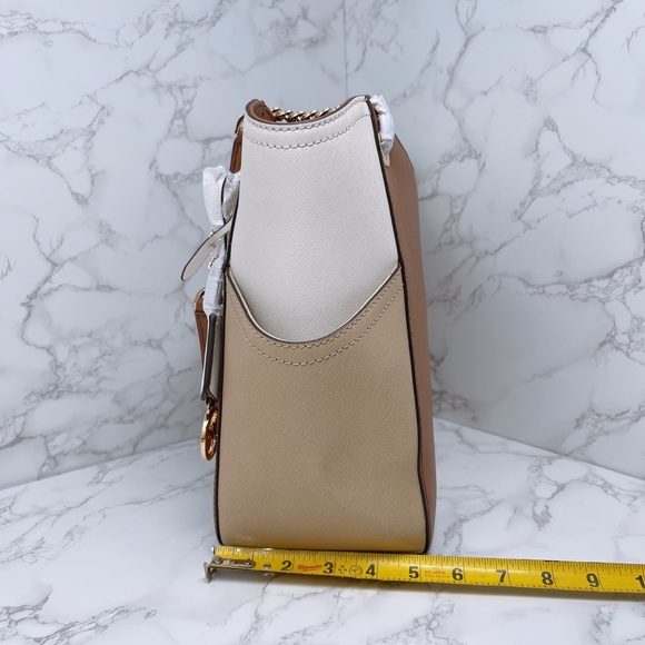 Michael Kors JST Large Chain Shoulder Bag - Picture 3 of 7